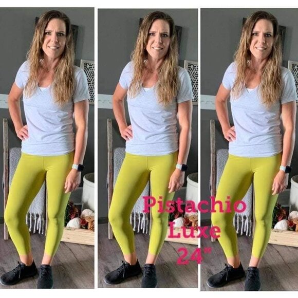 Zyia Pistachio Leggings - Picture 2 of 3